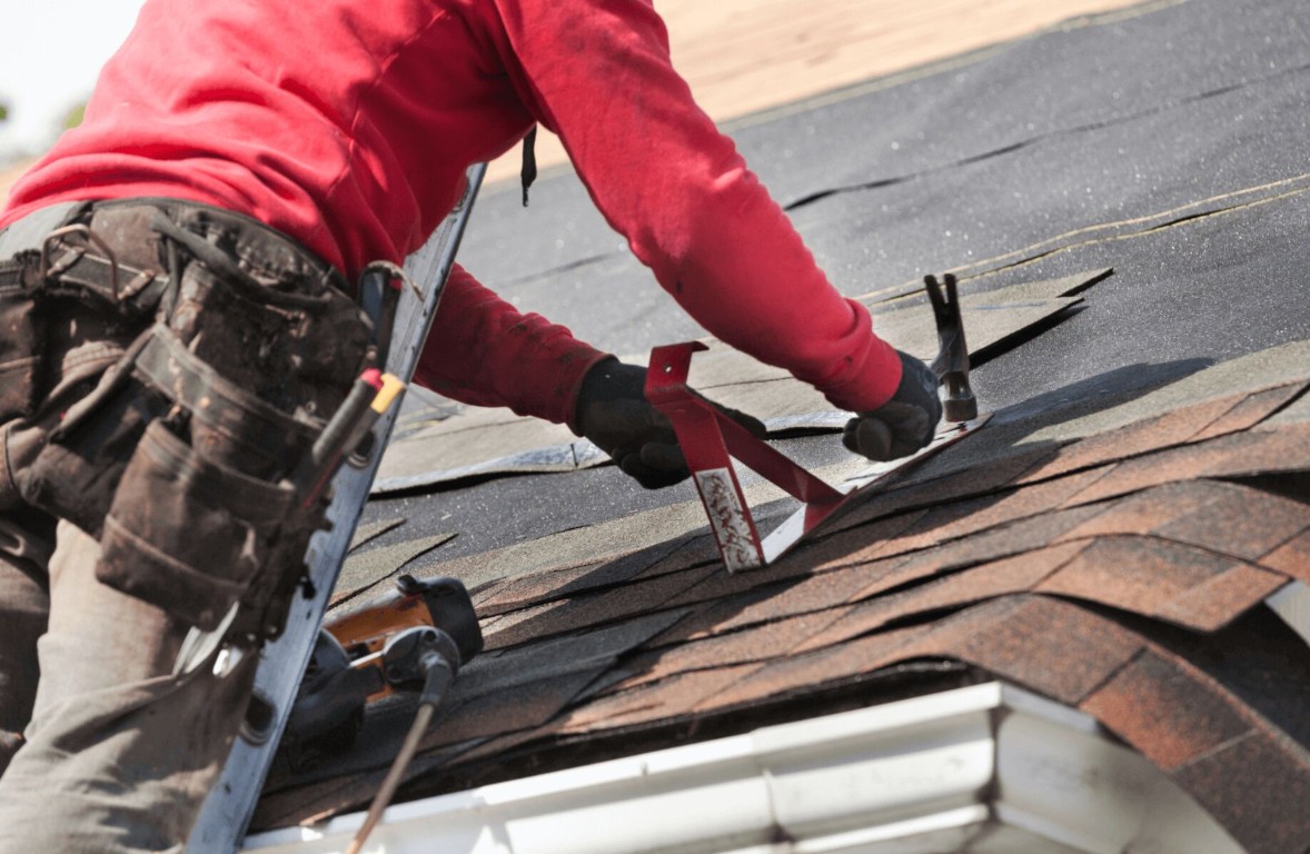 Professional roof repair services in La Quinta, CA